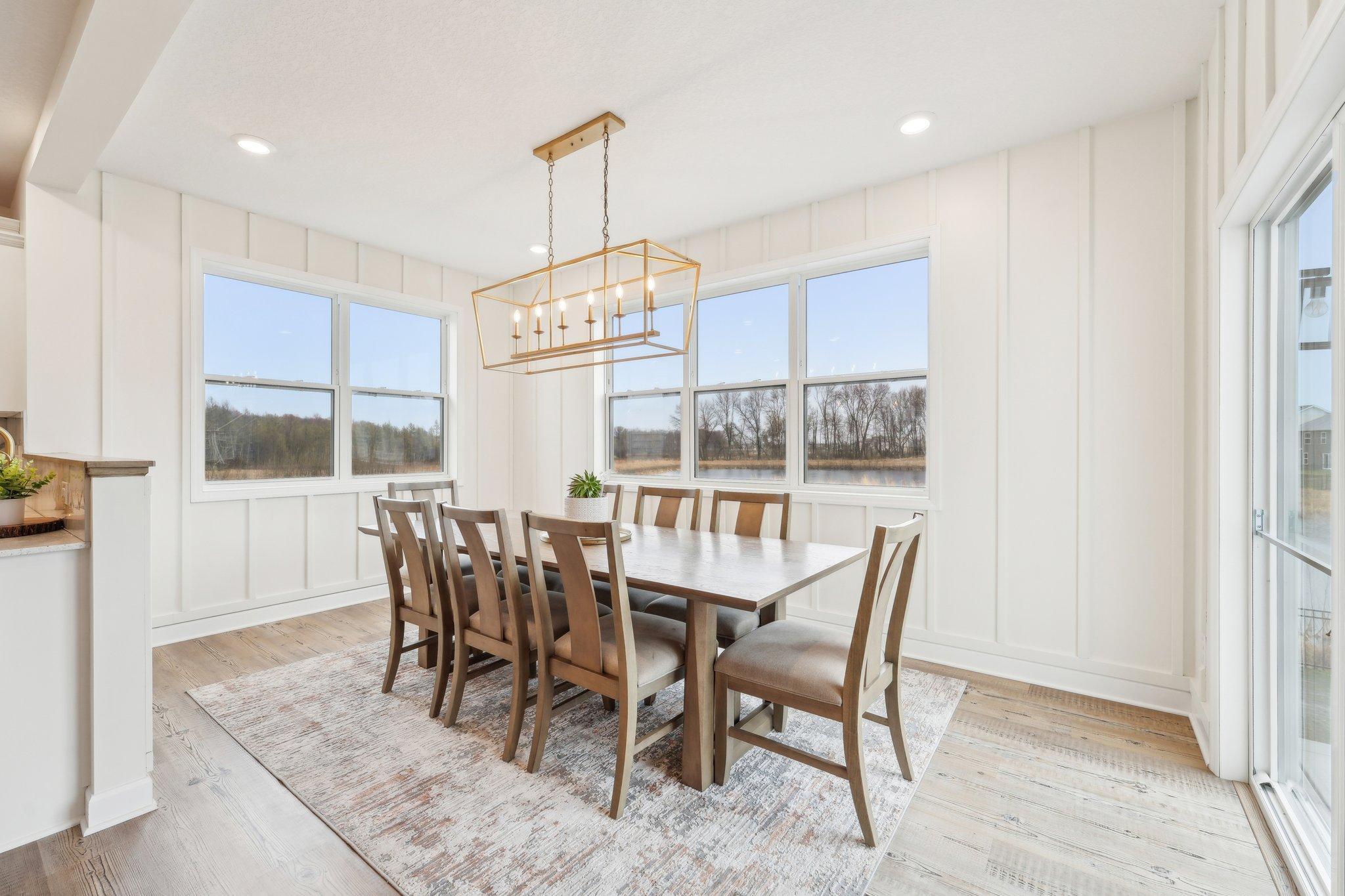 10-web-or-mls-128th Ln NE-2504-010.jpg