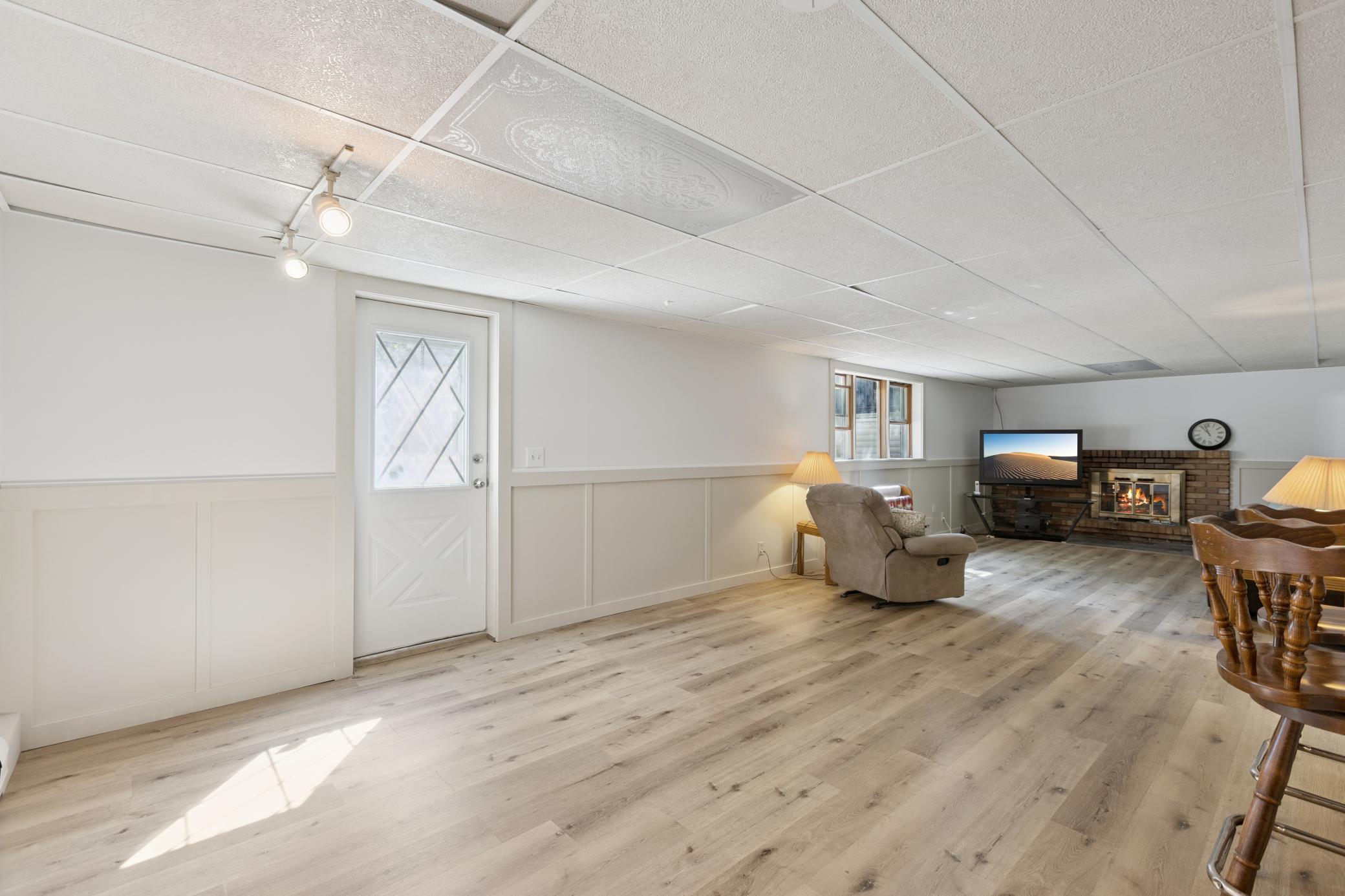 Different view of large family room.