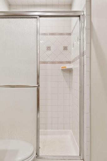 Fully tiled shower too!