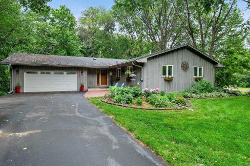 18520 29th Avenue N, Minneapolis, MN 55447