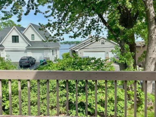 4924 Three Points Boulevard, Mound, MN 55364