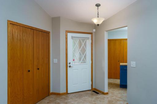 532 Sterling Street S, Saint Paul, MN 55119