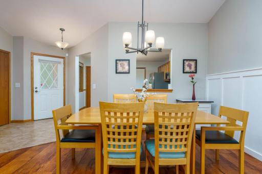 532 Sterling Street S, Saint Paul, MN 55119