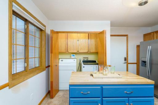 532 Sterling Street S, Saint Paul, MN 55119