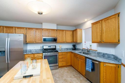 532 Sterling Street S, Saint Paul, MN 55119