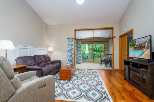 532 Sterling Street S, Saint Paul, MN 55119