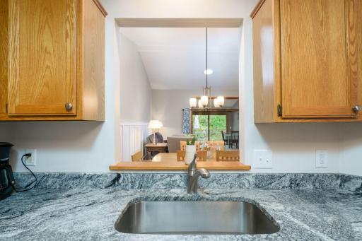 532 Sterling Street S, Saint Paul, MN 55119