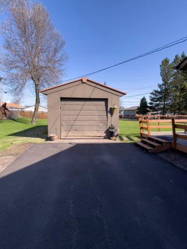 110 Hays Circle, Silver Bay, MN 55614