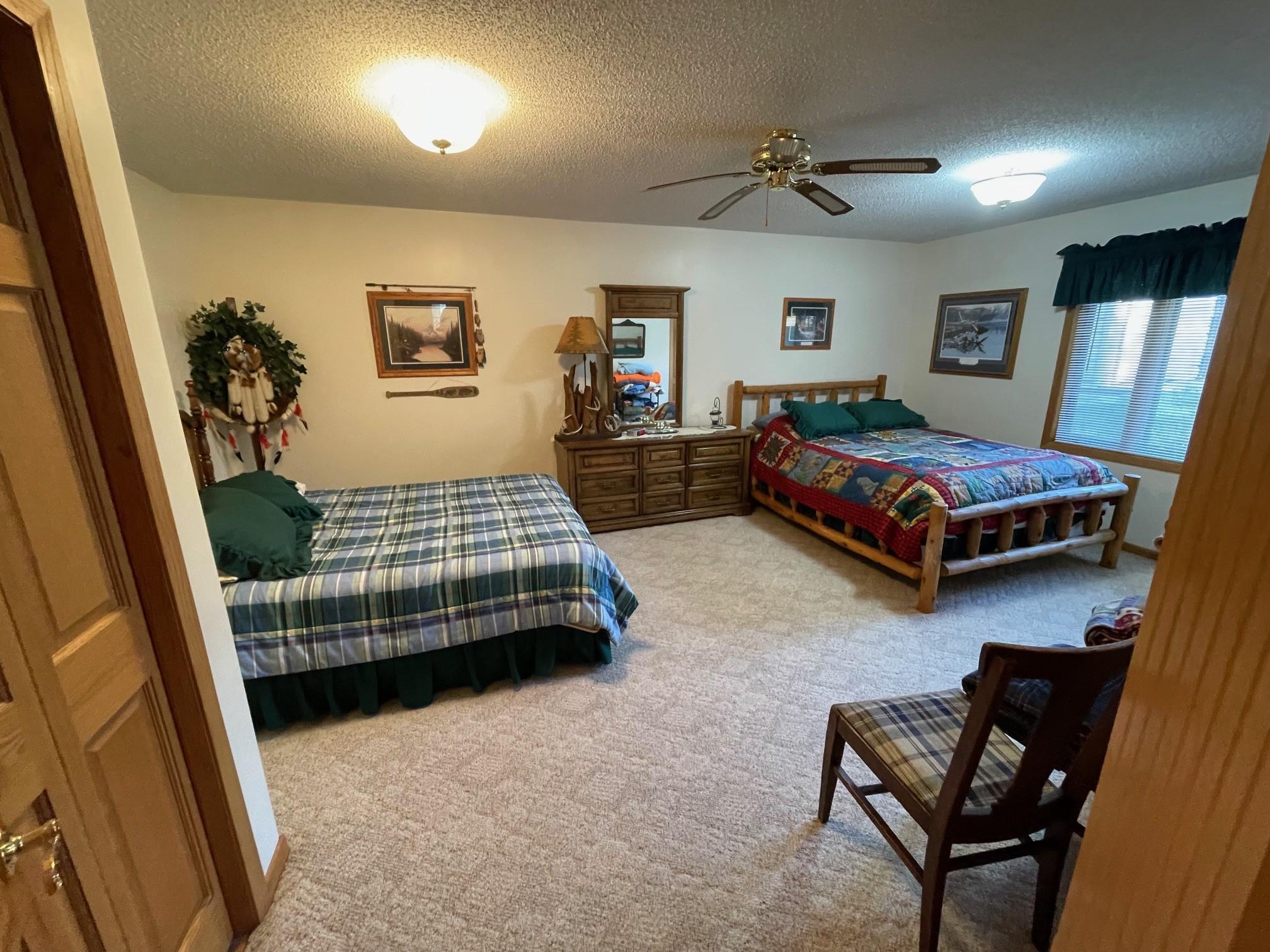 BD 2 - 5 (2).jpg