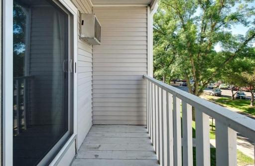 1601 N Innsbruck Drive, 319, Fridley, MN 55432