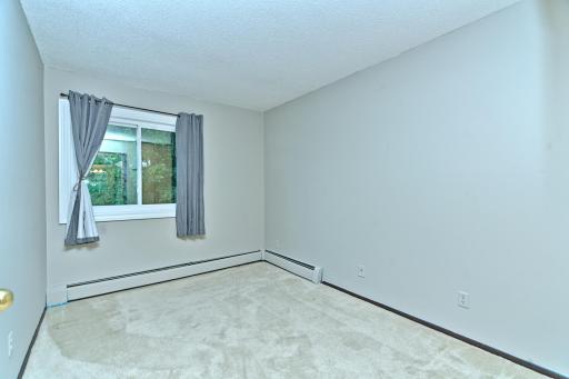 1601 N Innsbruck Drive, 319, Fridley, MN 55432