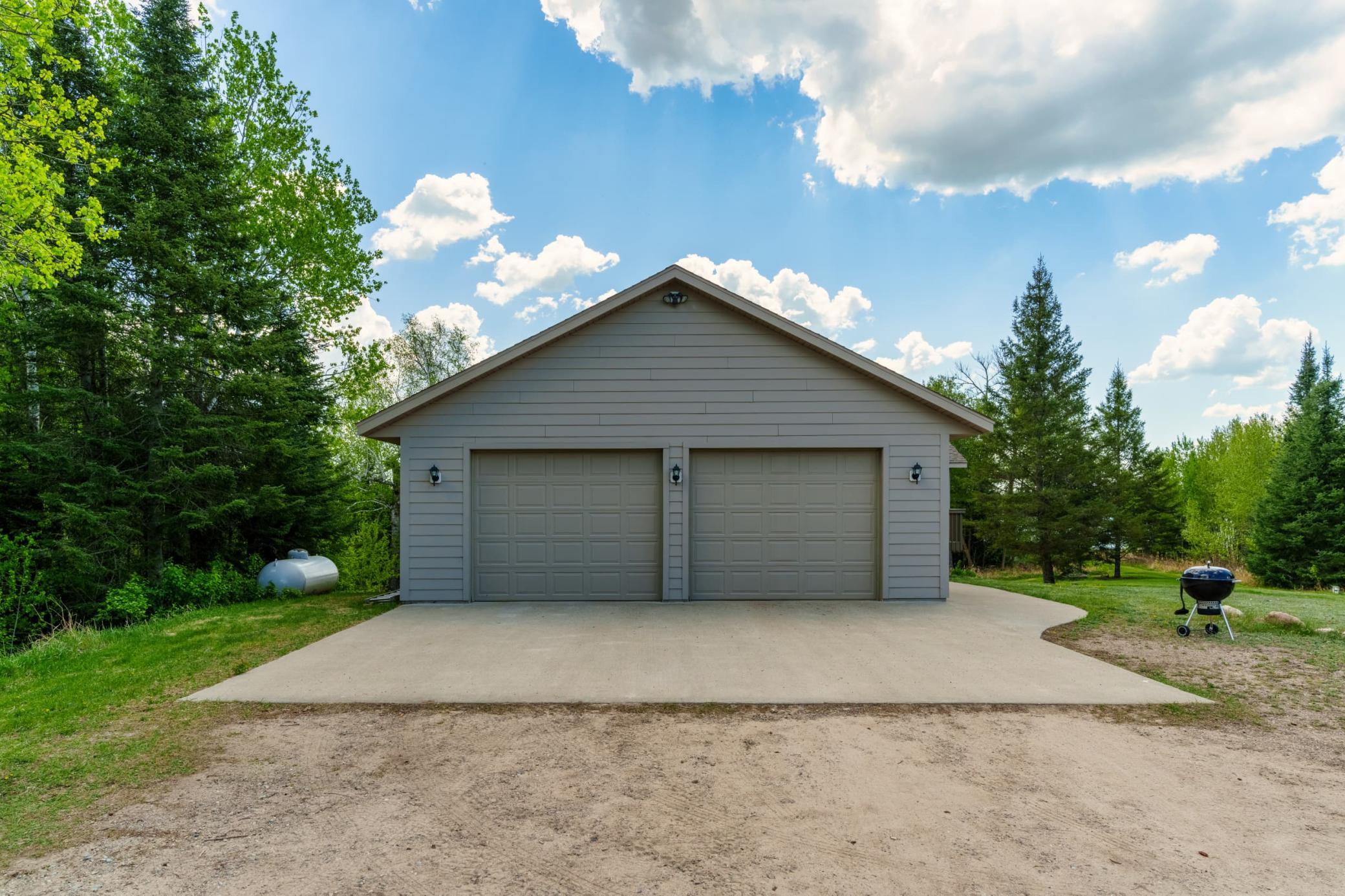 Attached Garage.jpeg