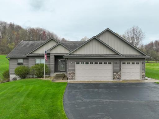 Beautiful 4 Bedroom/3 Bathroom Timber Ridge Development Home!