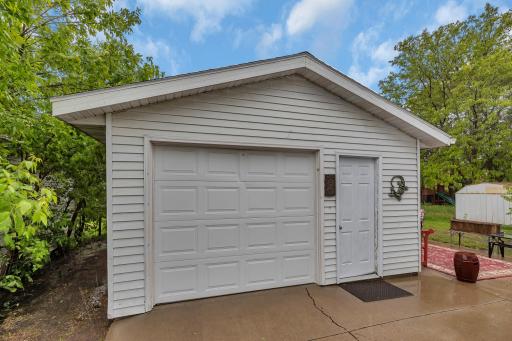 1420 Veterans Drive, Saint Cloud, MN 56303