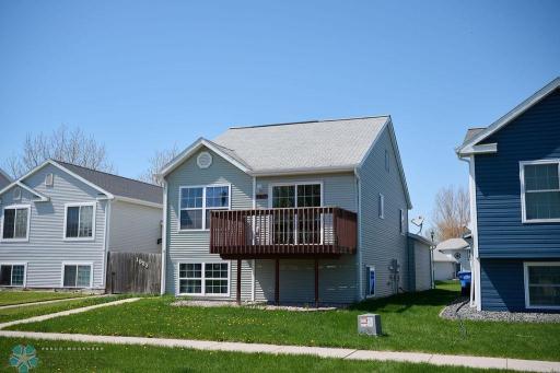 1917 57th Avenue S, Fargo, ND 58104