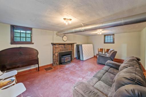 100 Wood Street S, Jordan, MN 55352