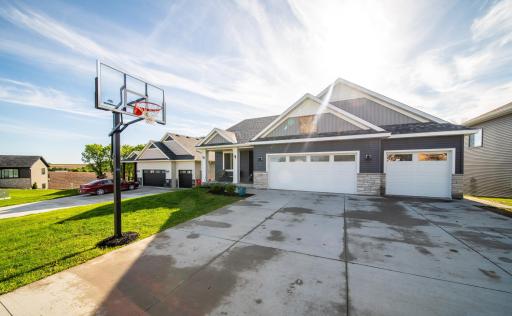 1004 Blanch Court, Mantorville, MN 55955