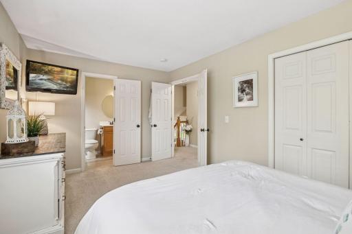 1686 Walnut Lane, Eagan, MN 55122