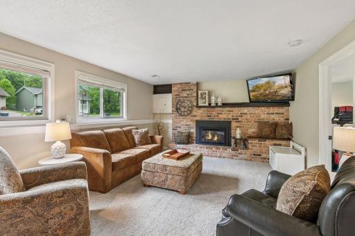 1686 Walnut Lane, Eagan, MN 55122