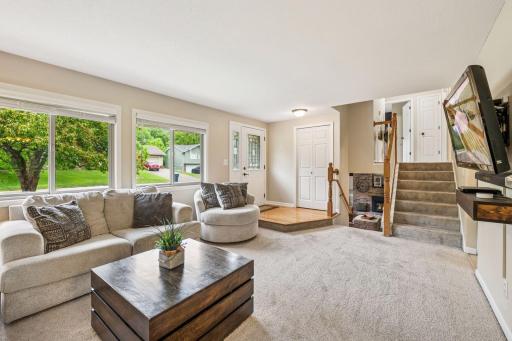 1686 Walnut Lane, Eagan, MN 55122