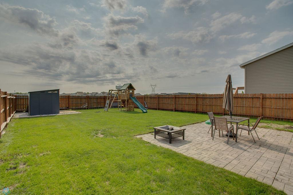 Fully fenced