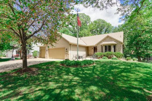 2199 Holly Avenue N, Saint Paul, MN 55128