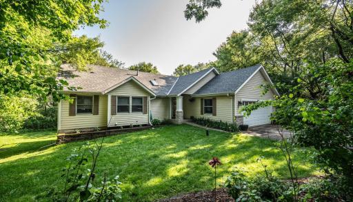 2211 Douglynn Ln Saint Paul MN-large-001-035-Front of Home-1500x860-72dpi.jpg