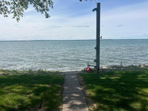 39307 Clearmont Road, Battle Lake, MN 56515