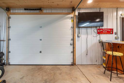 39307 Clearmont Road, Battle Lake, MN 56515