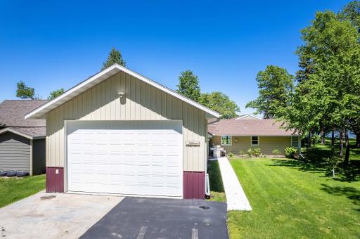 39307 Clearmont Road, Battle Lake, MN 56515