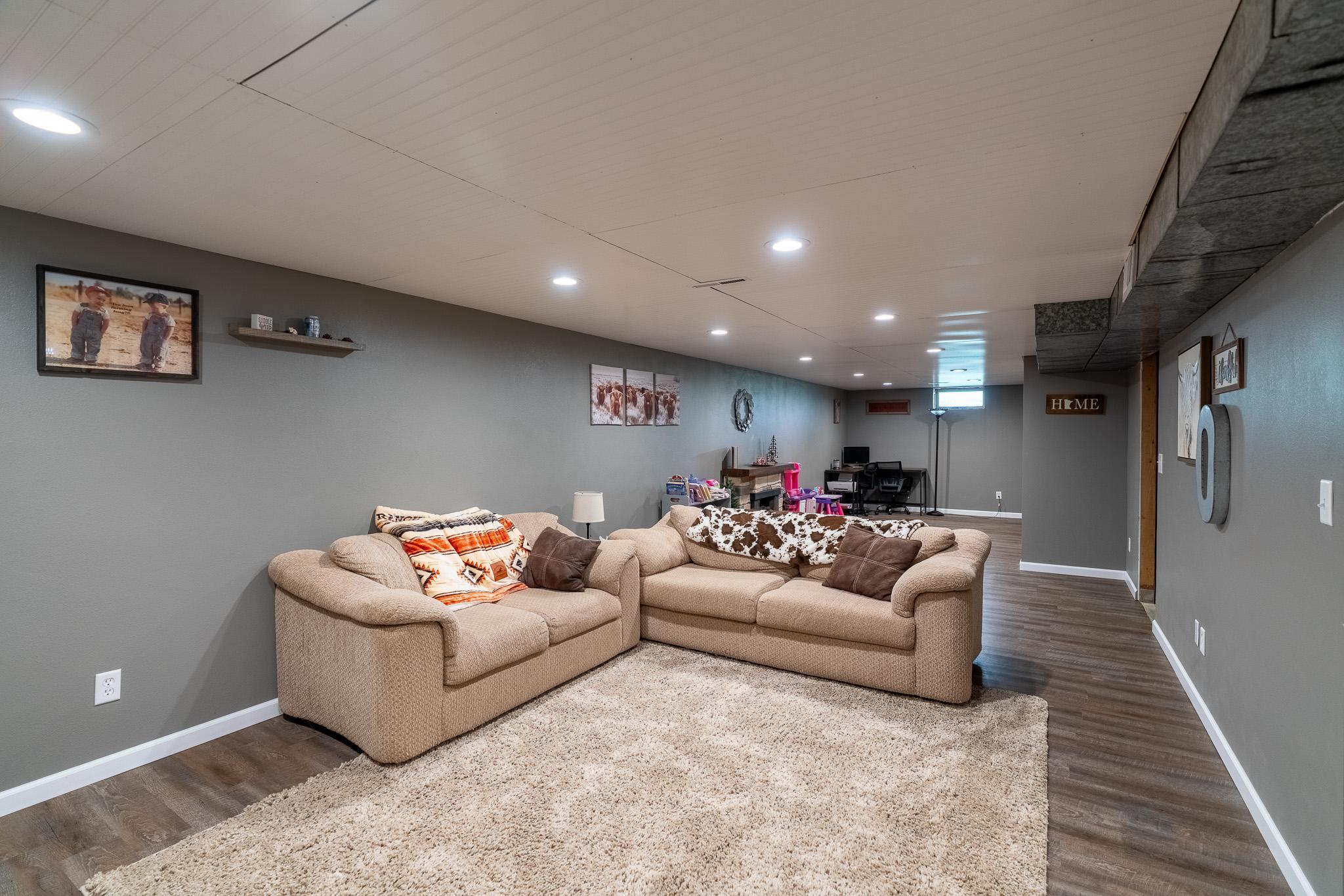 _AND8096-HDR.jpg