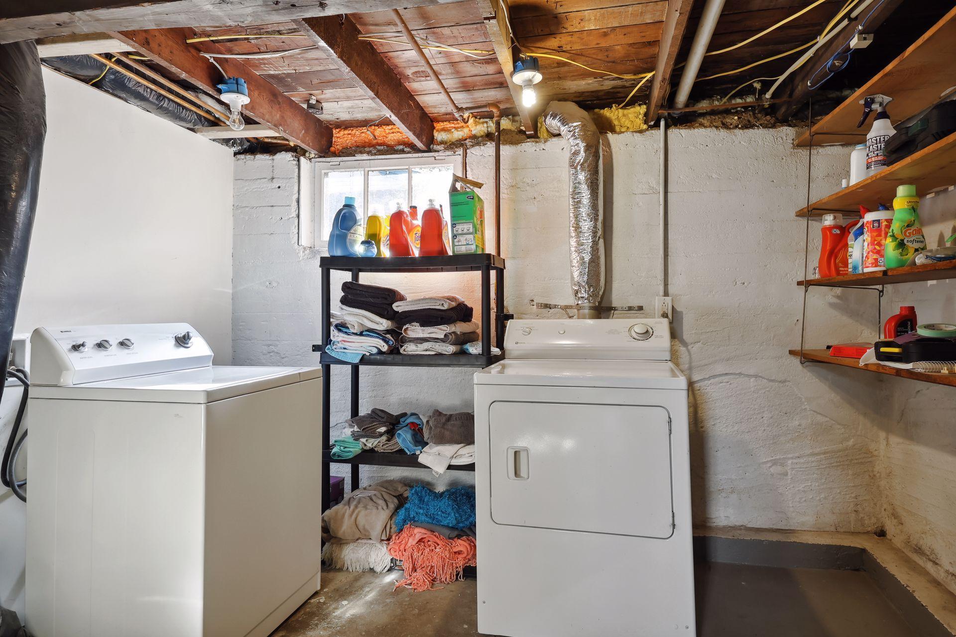 Basement laundry room