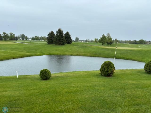 Golf course lot