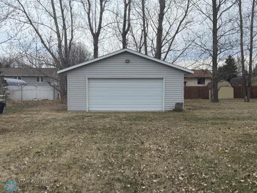 2118 11th Avenue SW, Devils Lake, ND 58301