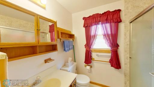 2118 11th Avenue SW, Devils Lake, ND 58301