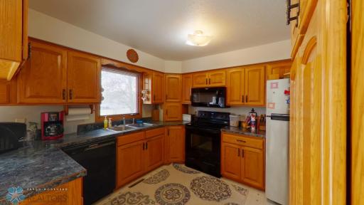 2118 11th Avenue SW, Devils Lake, ND 58301