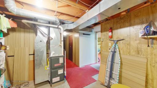 2118 11th Avenue SW, Devils Lake, ND 58301