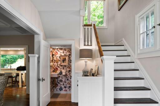 1824 Oliver Avenue S, Minneapolis, MN 55405