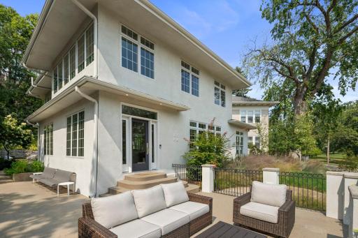 1824 Oliver Avenue S, Minneapolis, MN 55405
