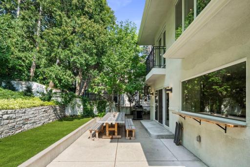 1824 Oliver Avenue S, Minneapolis, MN 55405