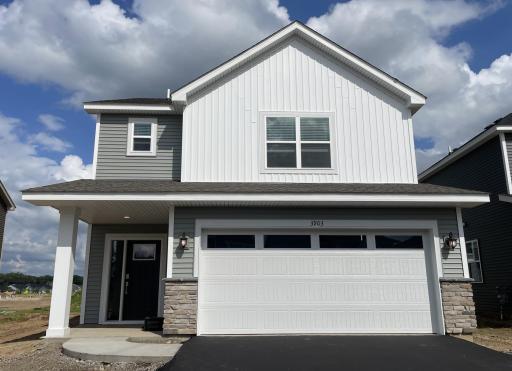 3903 Helena Avenue N, Oakdale, MN 55128