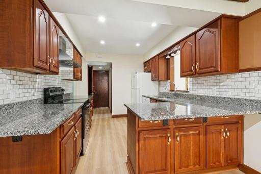 2197 Beam Avenue, Saint Paul, MN 55109