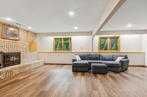 â¢ Bonus Kitchenette Potential â Lower level has the space and layout to add one.
