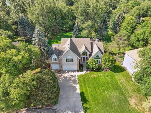 240 Cottonwood Drive, Saint Paul, MN 55127