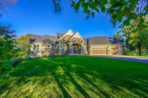 278 Saint Annes Parkway, Hudson, WI 54016