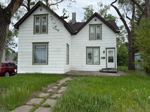 2812 6th Avenue, Anoka, MN 55303