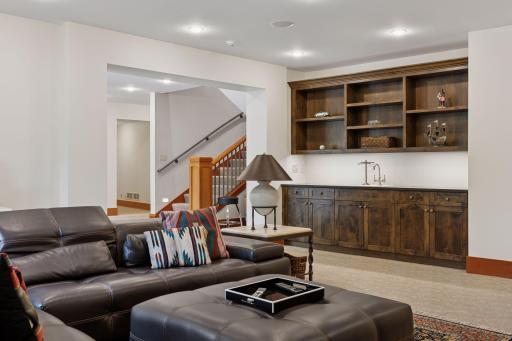 2442 Meeting Street, Wayzata, MN 55391