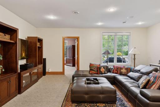 2442 Meeting Street, Wayzata, MN 55391