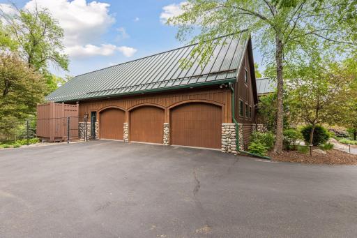 2442 Meeting Street, Wayzata, MN 55391