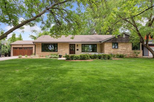 428 Mississippi River Boulevard - Spacecrafting - 0016.jpg